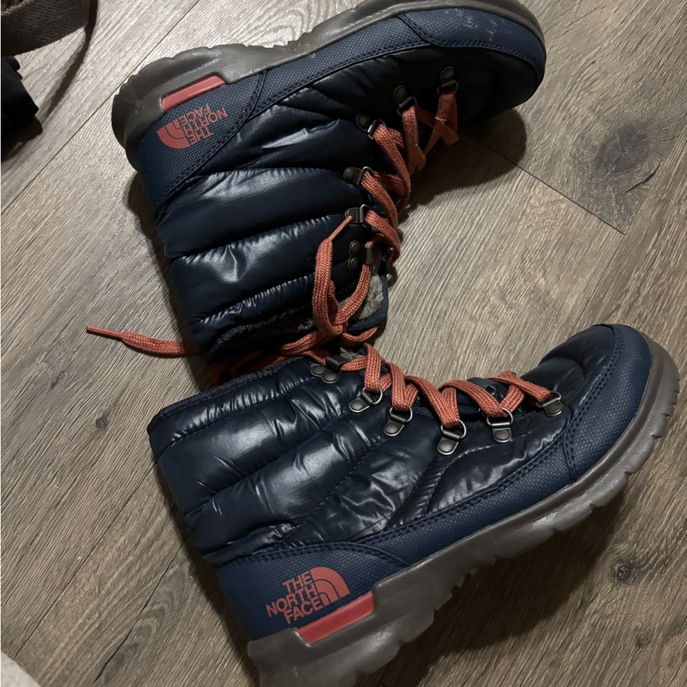 North face boots